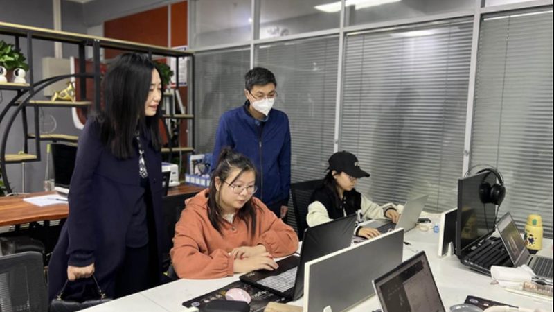 影视后期剪辑软件：易用性与功能性的平衡之道